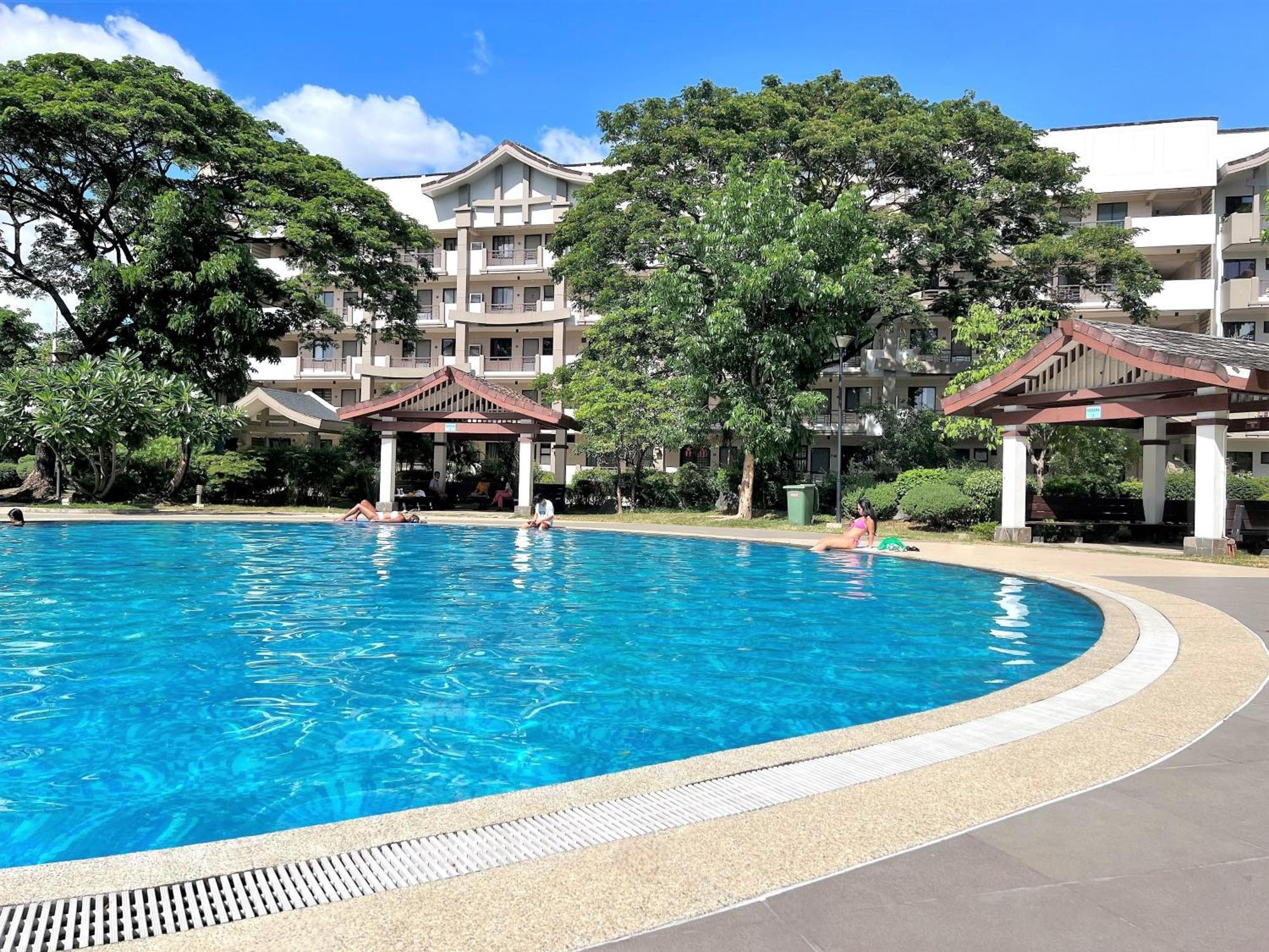Stunning 2Br Apt, 65 Sq M Netflix At Rosewood Pointe Residences Near Bgc Manila Exterior photo