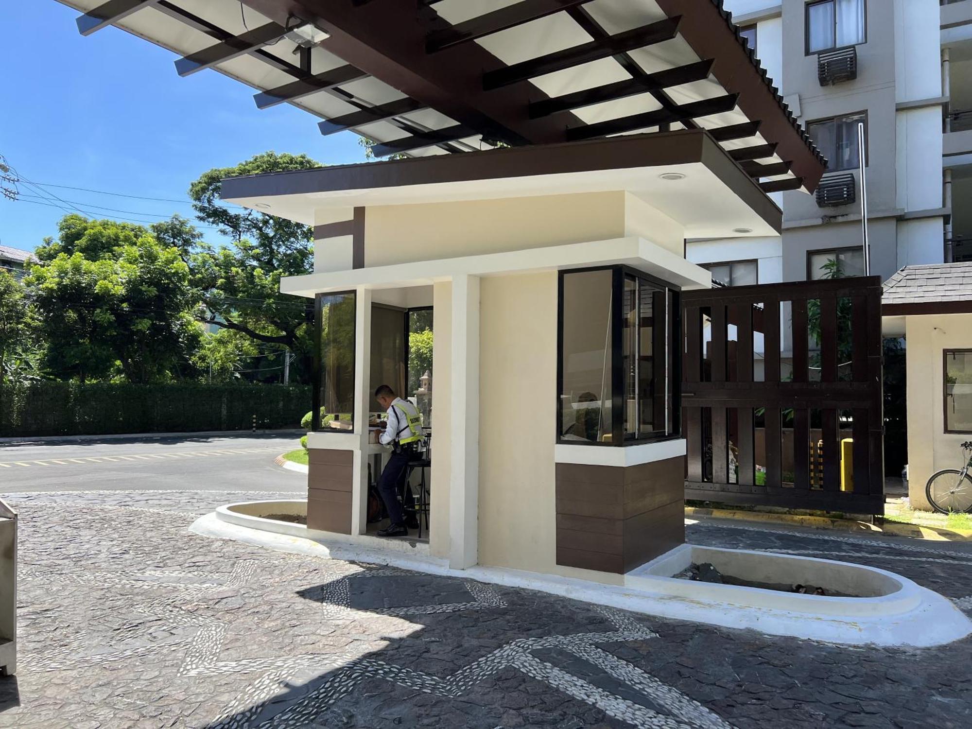 Stunning 2Br Apt, 65 Sq M Netflix At Rosewood Pointe Residences Near Bgc Manila Exterior photo